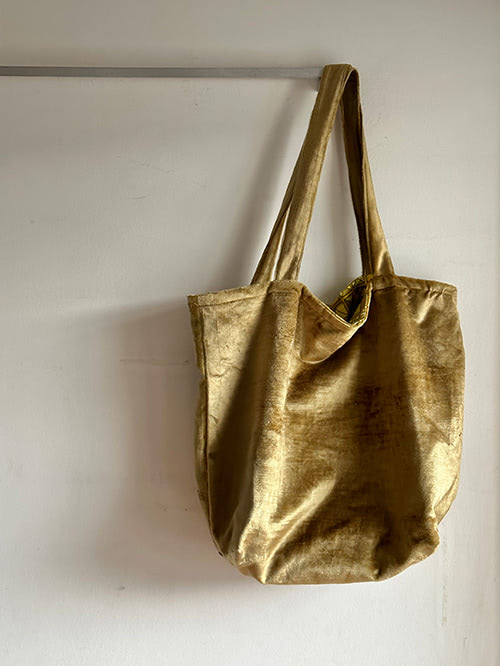Beuteltasche_gold_Küche_01