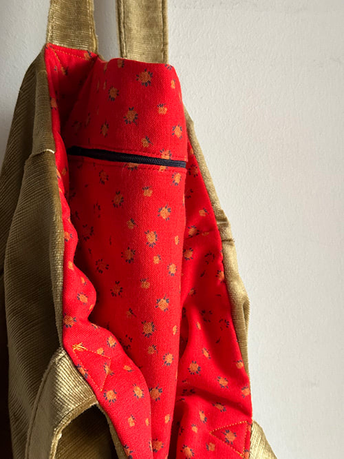 Beuteltasche_gold_rot_04